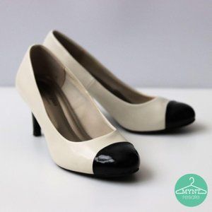 Comfort Plus by Predictions Modern Capped Toe Heel in Black and White